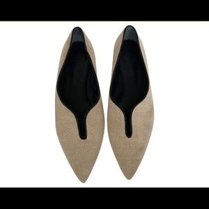 Tory Burch Burlap Flats / Size 8